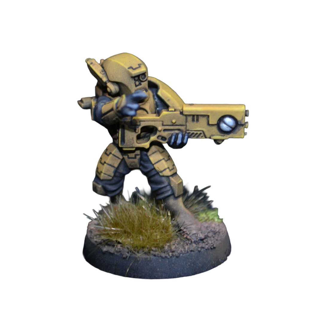 T'au Fire Warrior - ockerfarbene Rüstung mit Impulsgewehr im Tabletop Standard von Echoes of Colour.